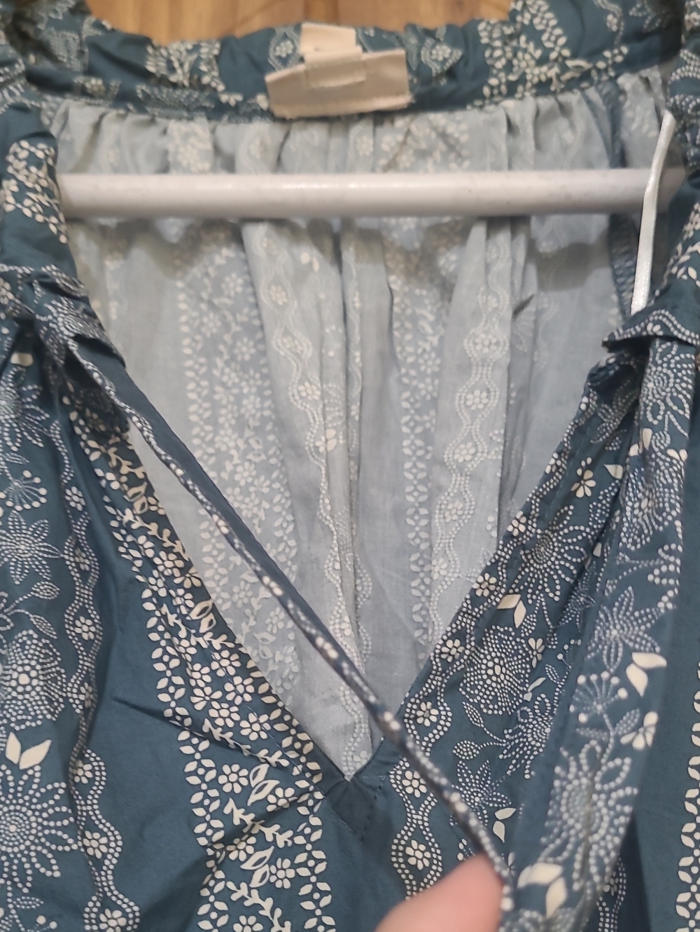 Women's Teal Patterned Peasant Blouse - Picture 3 of 6